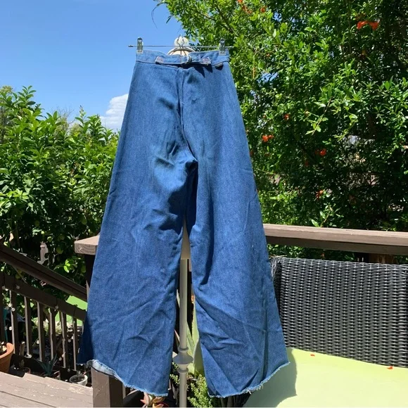 Vintage 70s WRANGLER High Rise Wide Leg Jeans size 25” Waist Back Belt Detail - Picture 5 of 11